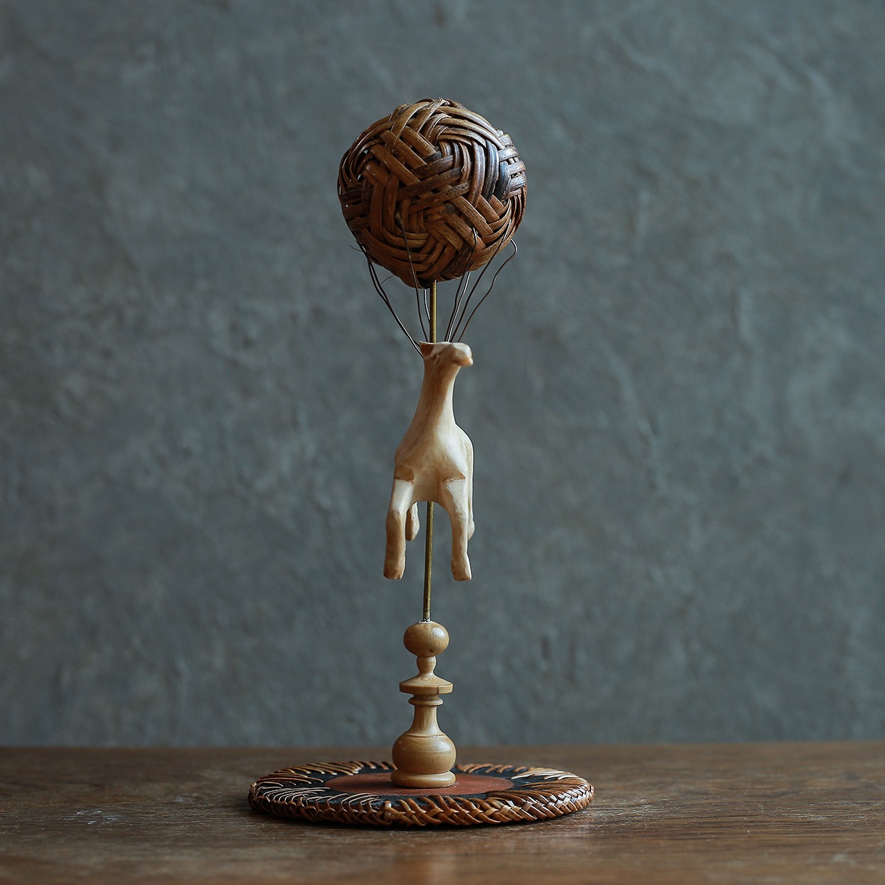 【 MEGURI series 】風船で空飛ぶ馬