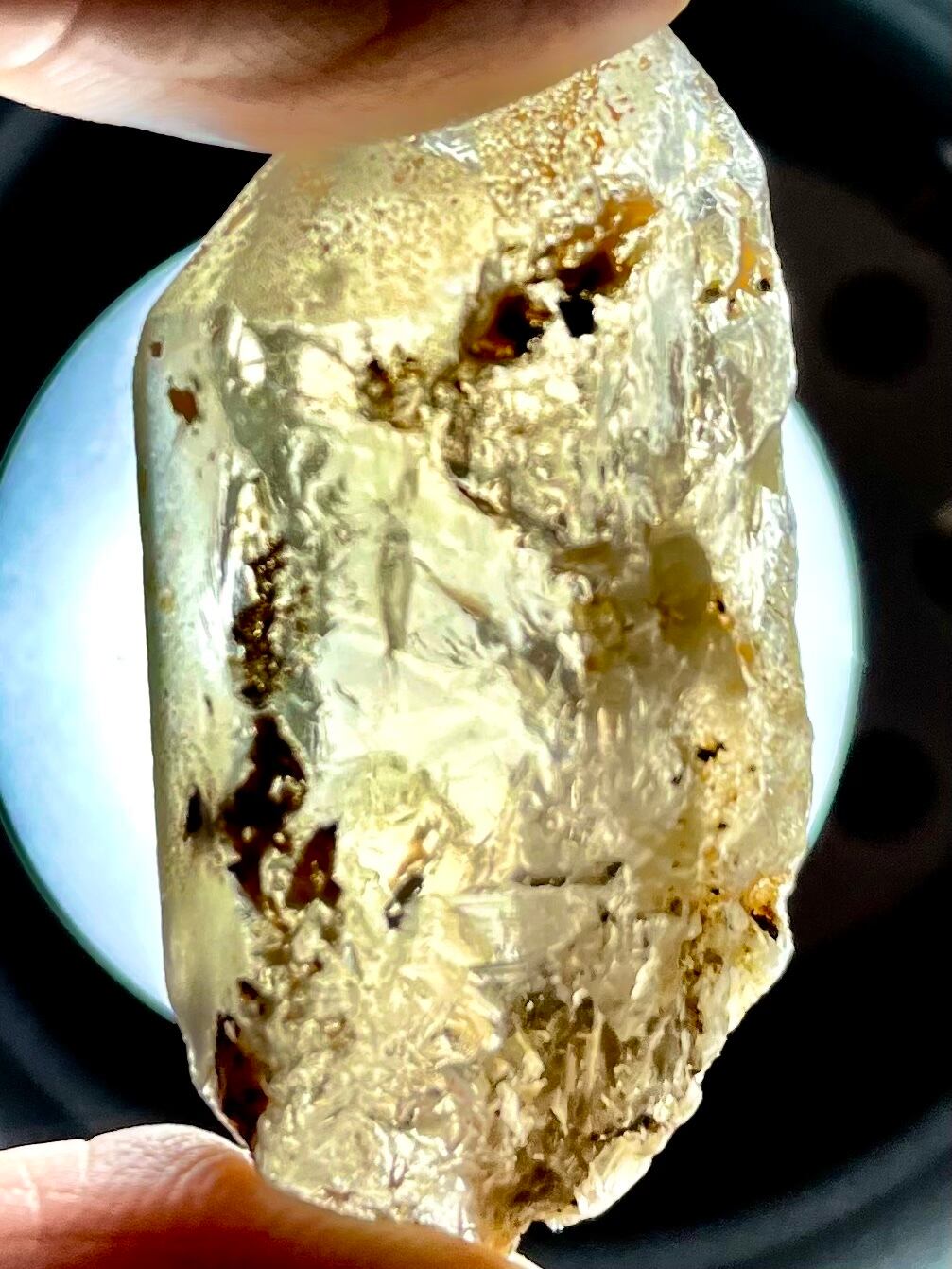 6) 聖石ザギ・マウンテンクオーツ「ゴールデン・ザギ」