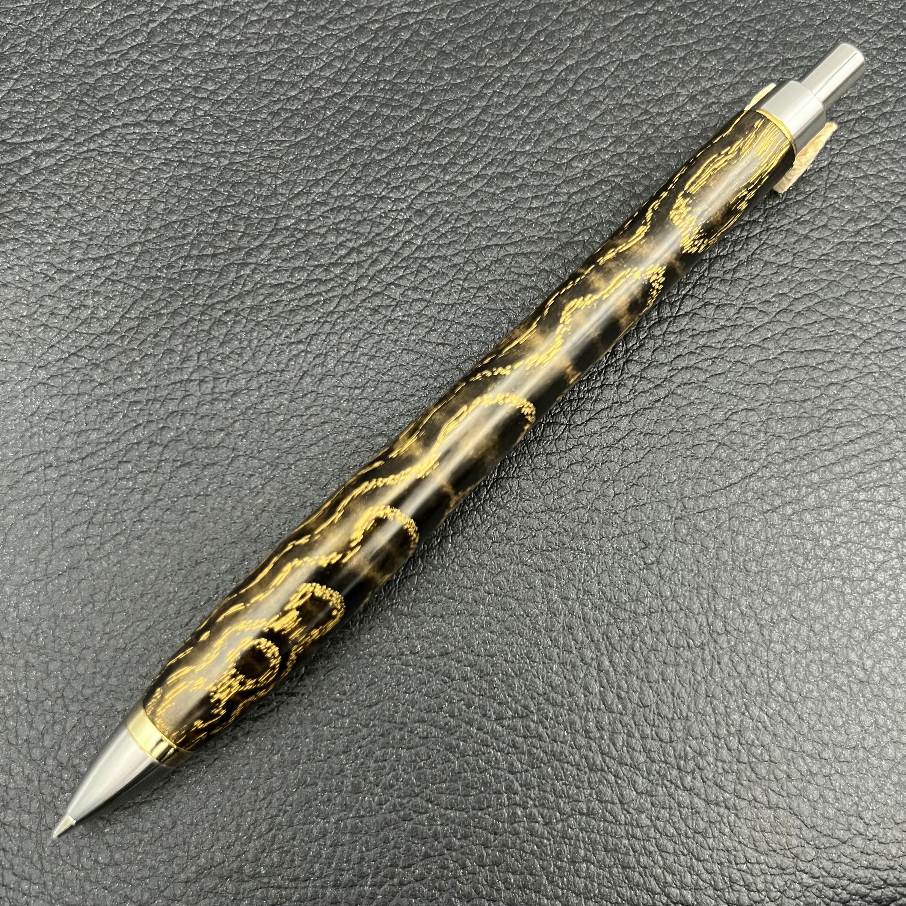 ウッドペンクラフト　P02ペンシル　屋久杉浮造り国産漆　エイリアン ウッドペンクラフト P02ペンシル 屋久杉浮造り国産漆 エイリアン