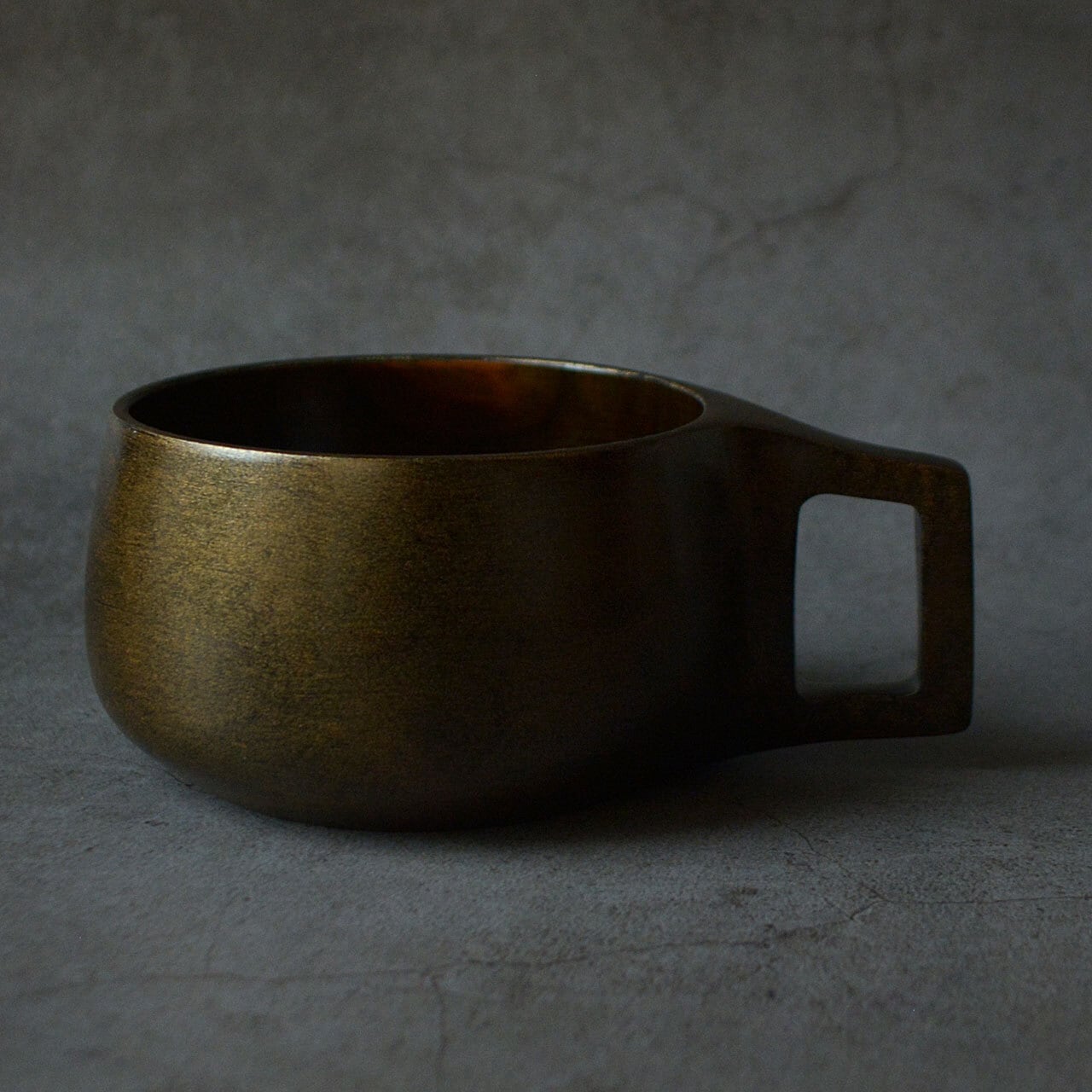 atelier dehors official shop