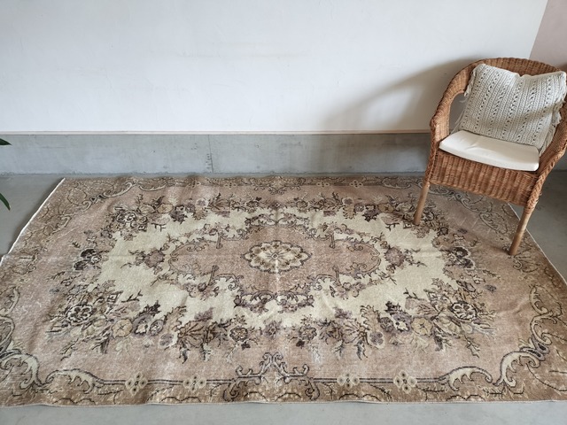 Turkish rug No.692