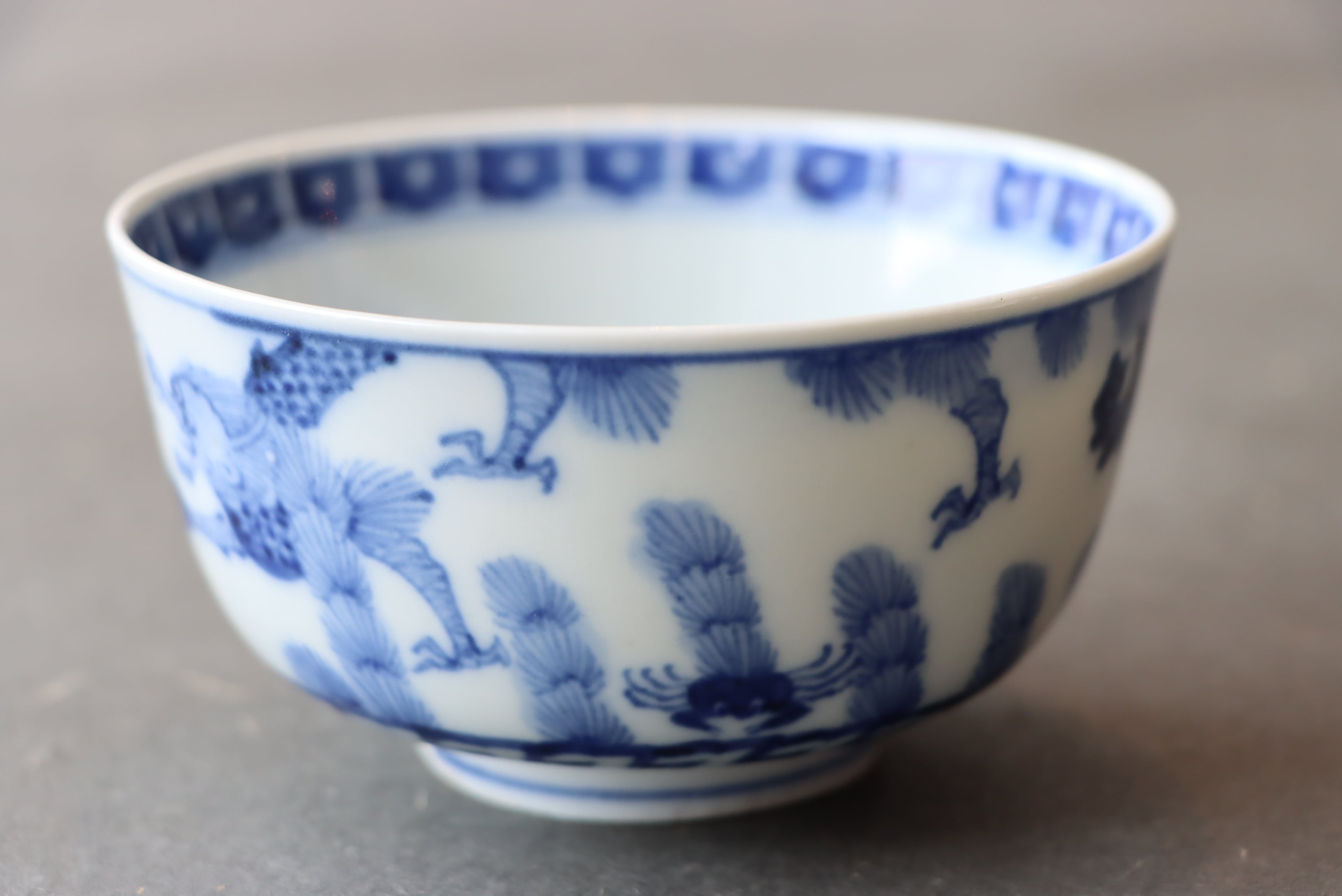 九谷焼 染付 龍魚蟹文 蓋茶碗/Kutani covered bowl | (有)新原美術