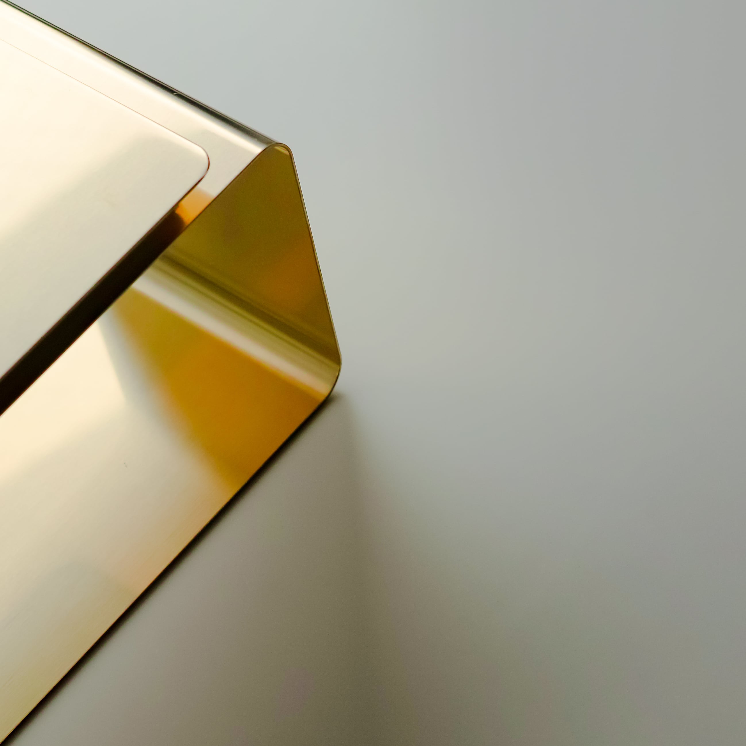 LIGHT SHELF GOLD | Y.S.M PRODUCTS