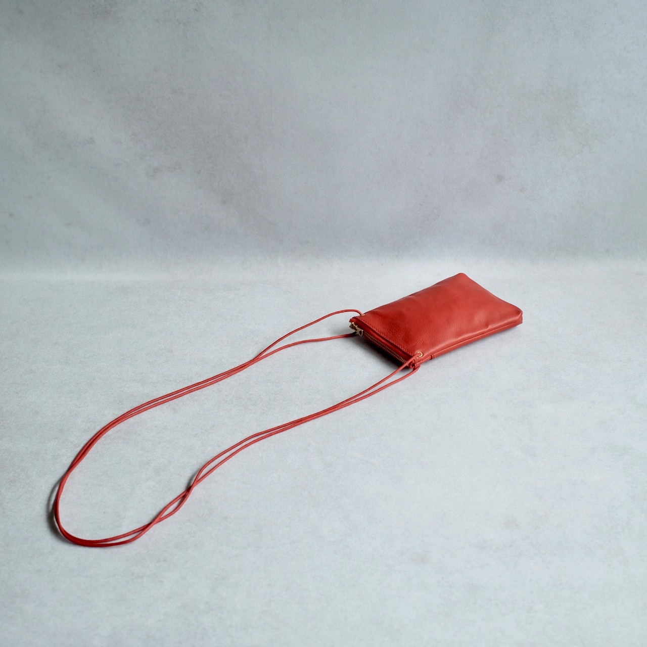 KN POCHETTE 12-01 RED