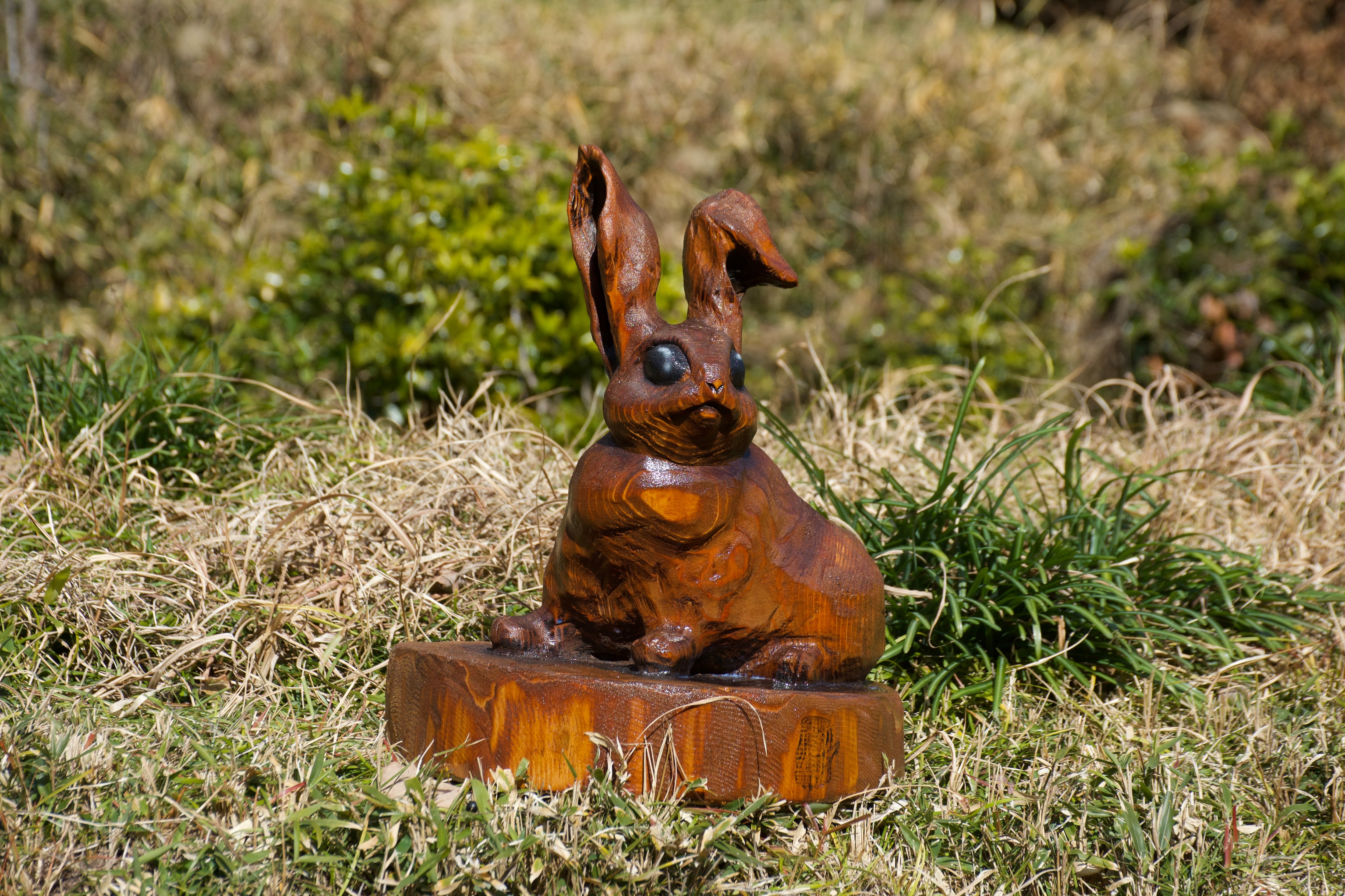 ウサギ チェーンソーアート彫刻作品 | チェンソーアート彫哲ショップ