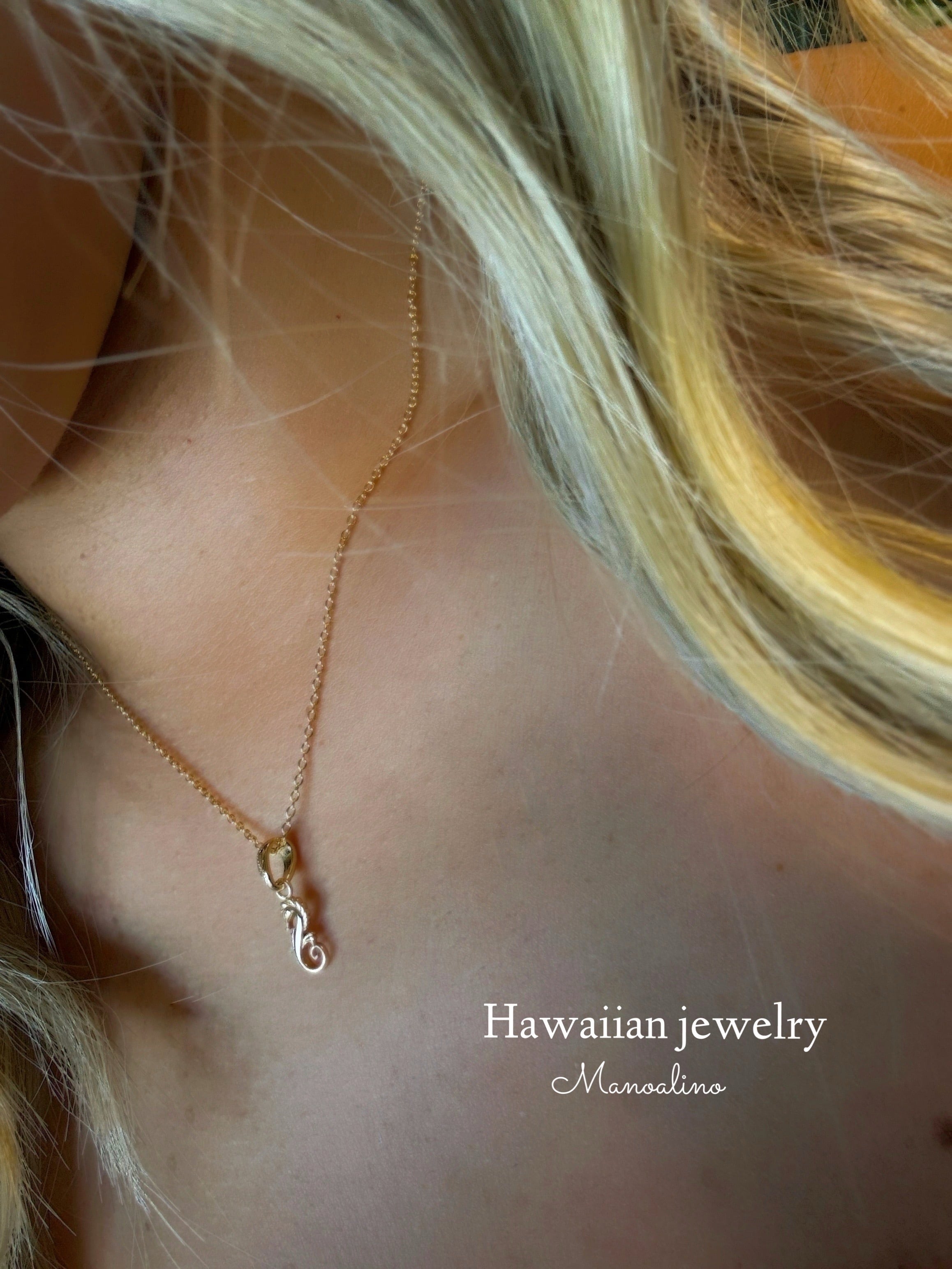 Tiny Seahorse necklace Hawaiianjewelry (ハワイアンジュエリーミニ