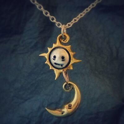 宇宙メルヘン星人：星を抱いたキモカワ宇宙人ペンダントトップ SV925 +