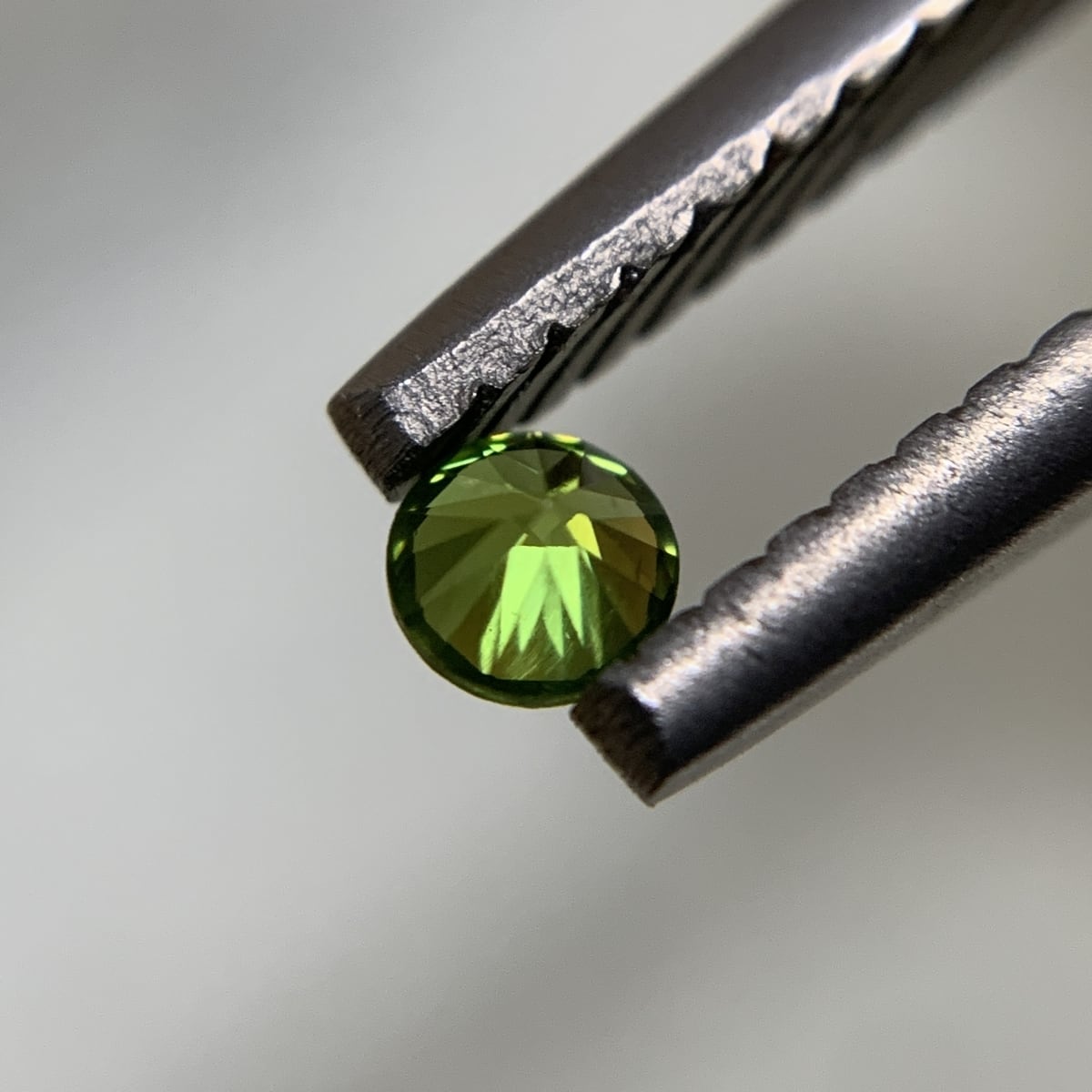 天然デマントイドガーネット 0.13CT【A】 | C.ARA