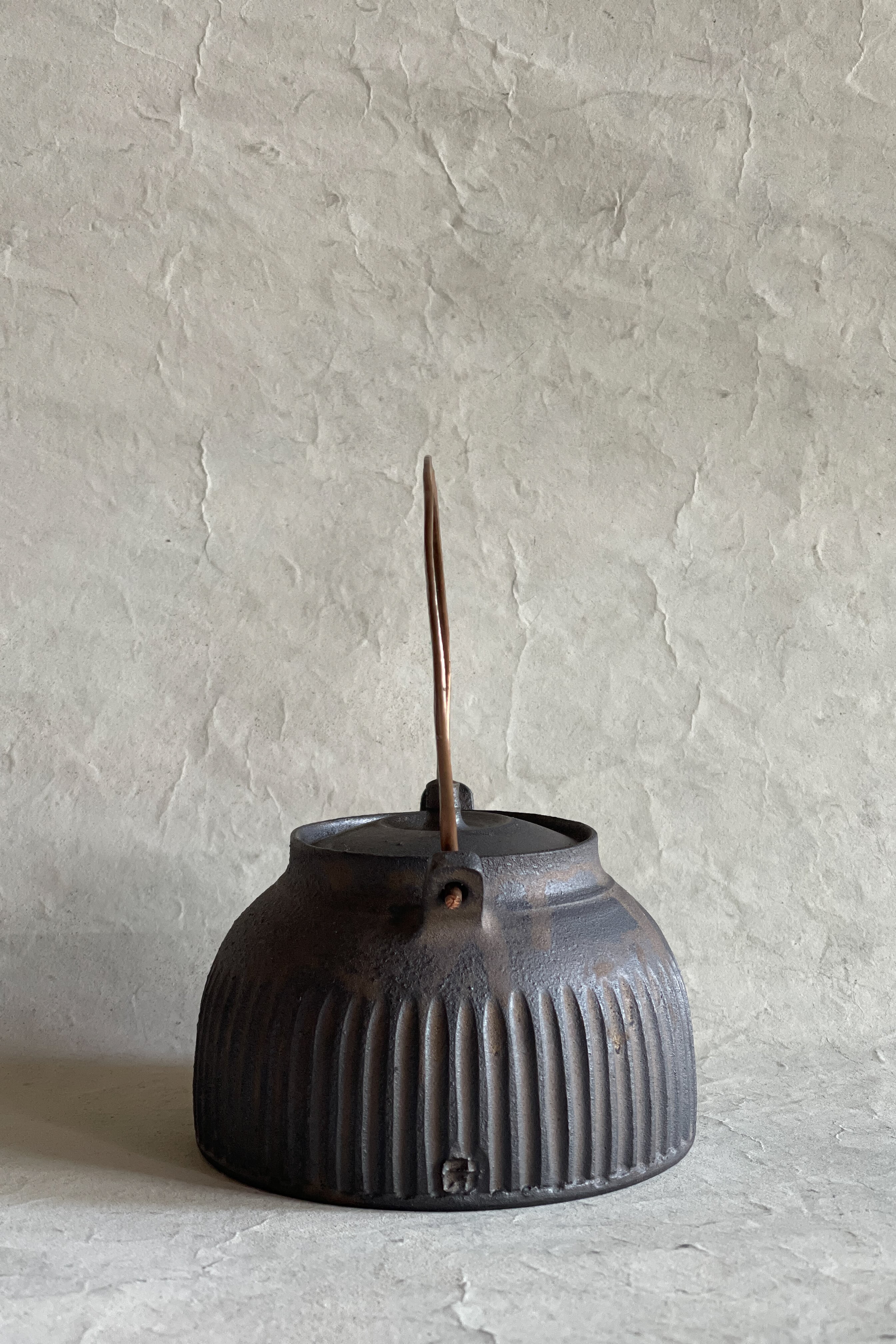 金属上手急須 鉄釉黒色 大江憲一 作 ON2509_18 | web-shop MITATE