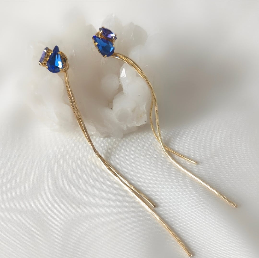 【MUSE】ジャスミン~知性と色っぽさを兼ね備えた女性に~イヤリング/ピアス