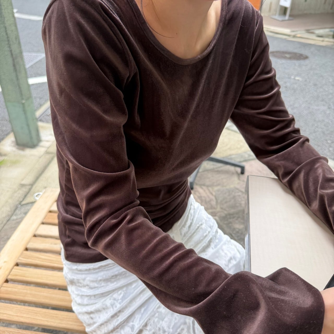 ベロアバックオープン長袖カットソー_LN03995