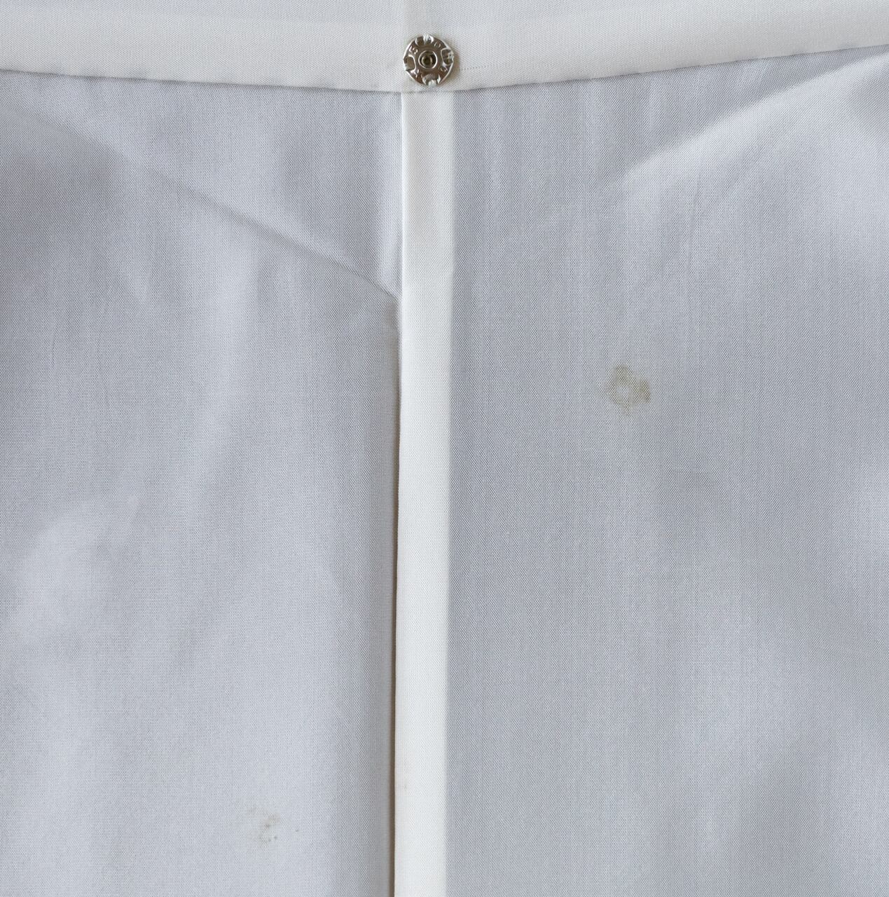 大島紬（袷）赤地に黒の乱菊・5マルキ 一元式／手縫い仕立て・一部