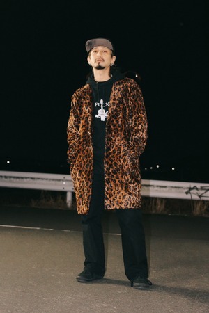 Gleam Leopard Chester