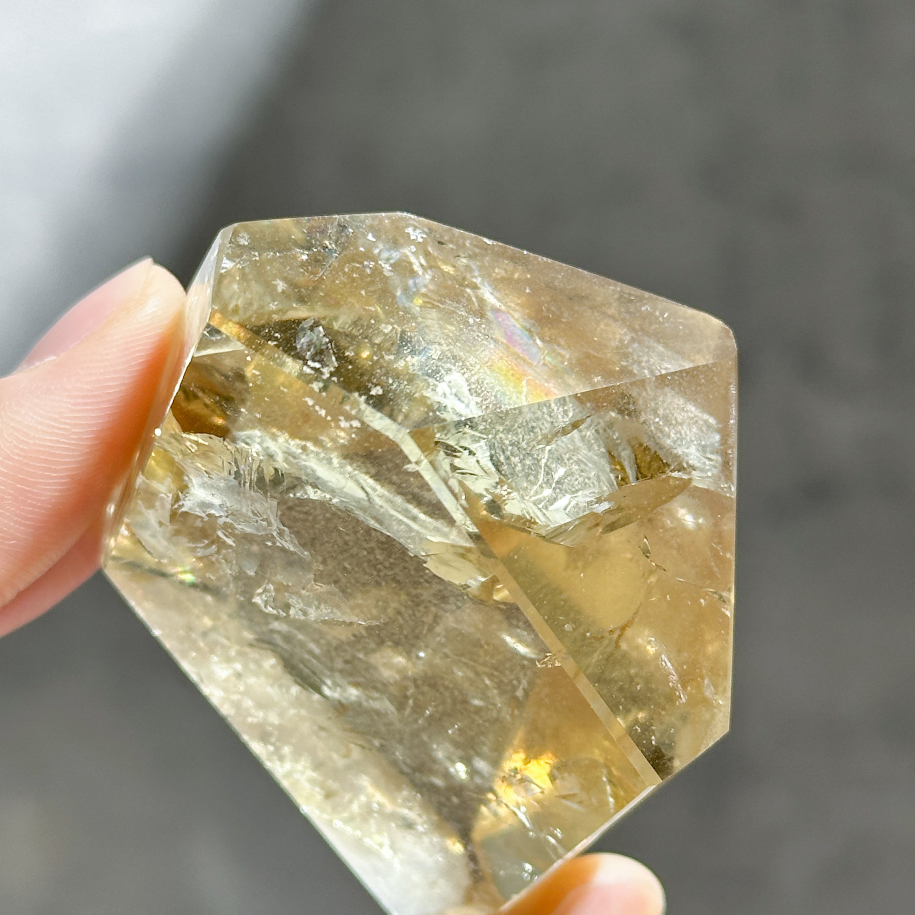 シトリン（黄水晶） フリーフォーム22◇ Citrine ◇ 天然石・鉱物