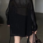 Padded-shoulder top with lace slits (ME505)