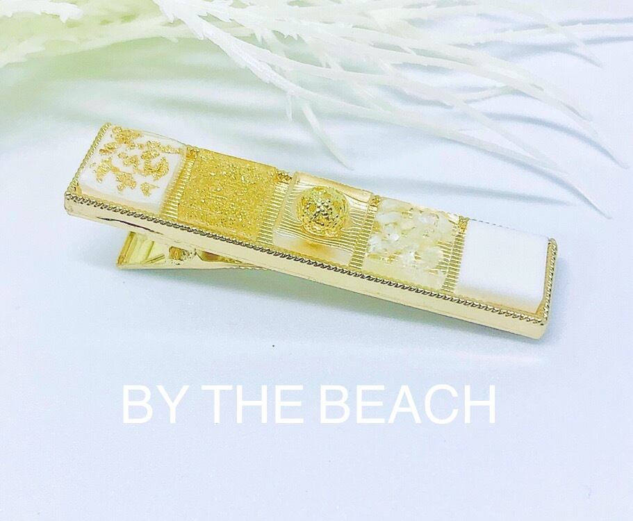 【送料無料】春の新作☆ white × gold 煌びやかなヘアクリップ | BY THE BEACH