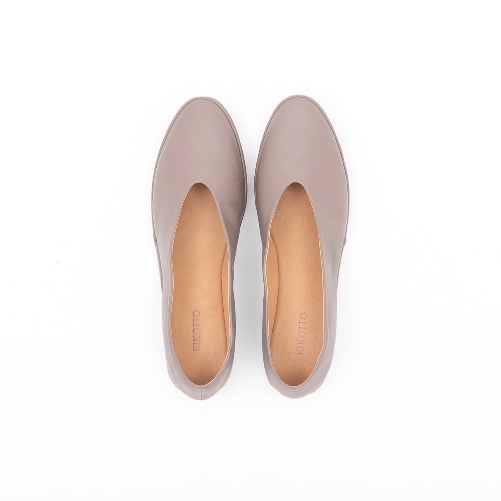 Ballet Flat (グレーベージュ) | TINT TINT & KIKOTTO（ティント
