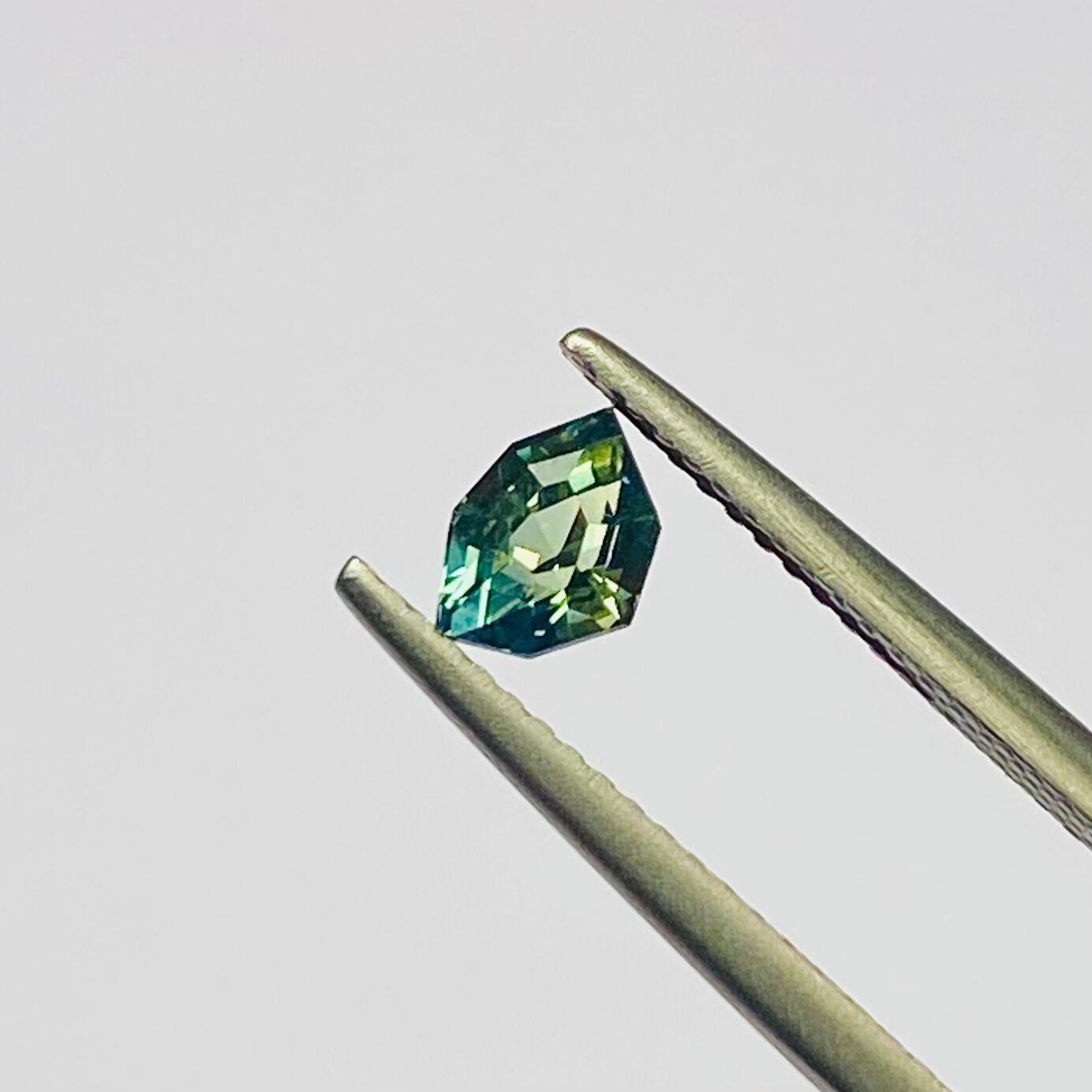 スーパーマンみたいに守ってくれるかしら非加熱サファイア