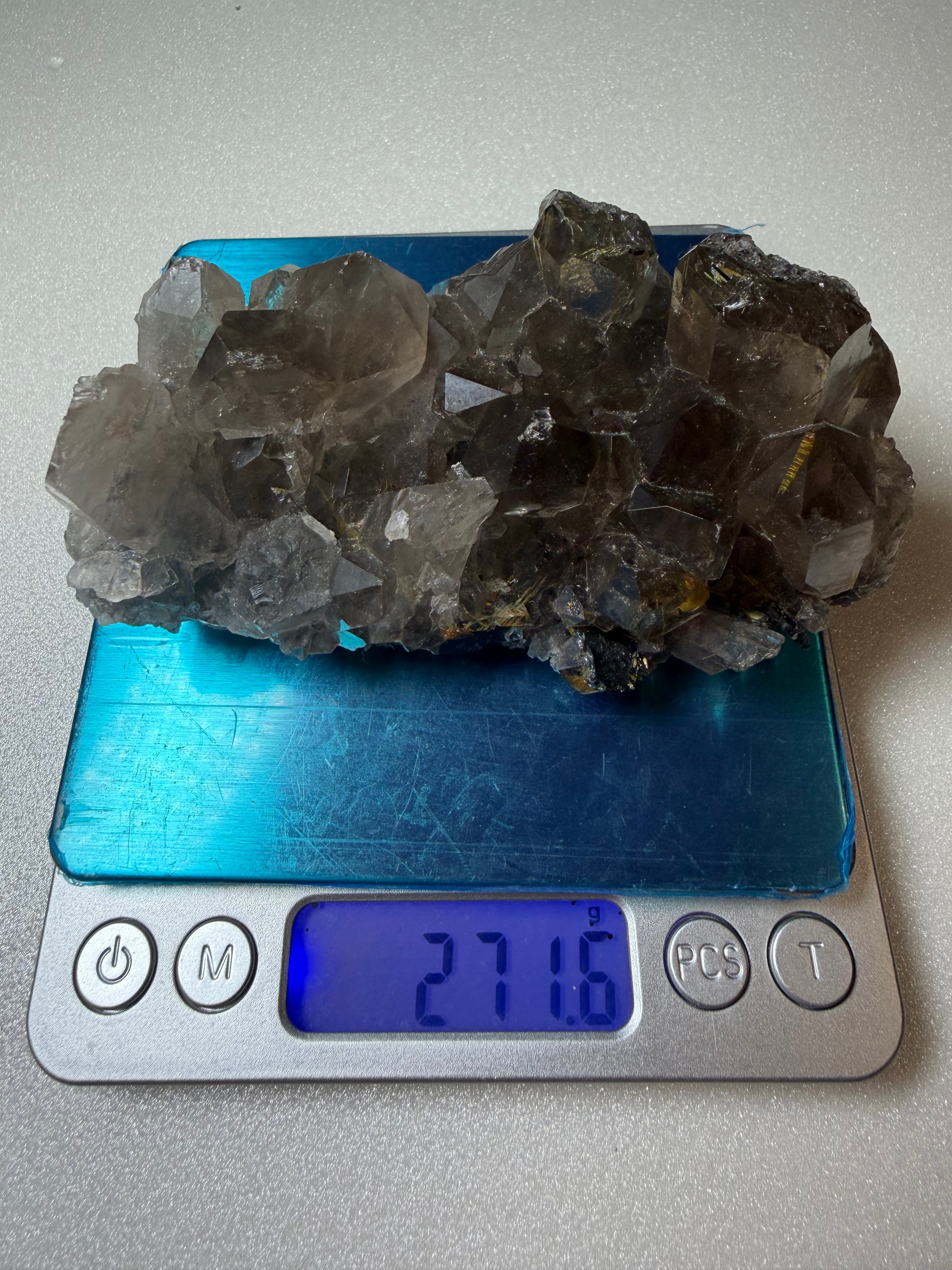 スモーキークォーツ 金針水晶 ヘマタイト入り 原石 クラスター 271g