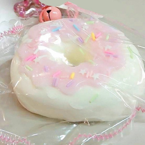 水感スクイーズ ピンクドーナツ squishy シリコン もちもち触感 水系