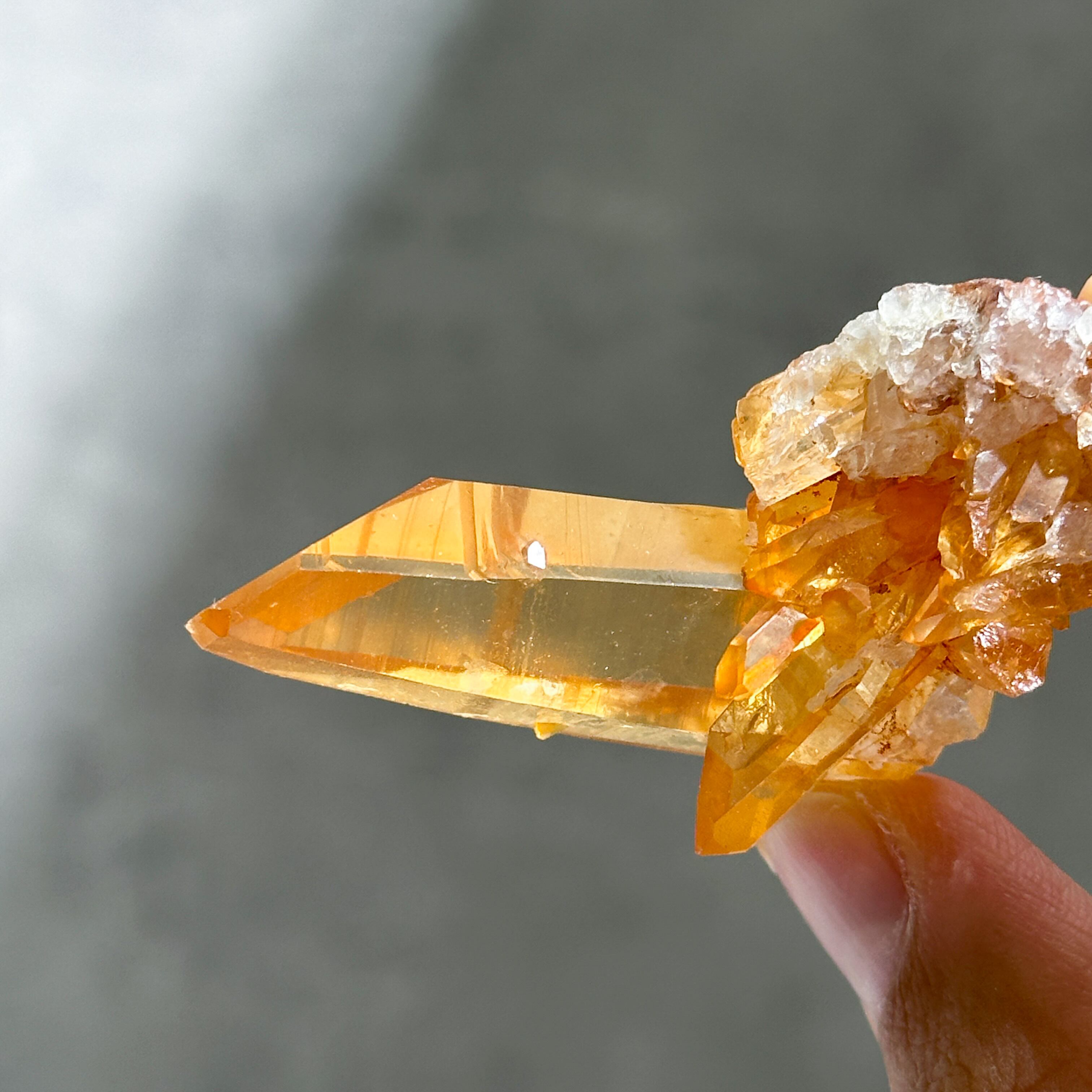 ミナスジェライス産タンジェリンクォーツ クラスター23◇ Tangerine