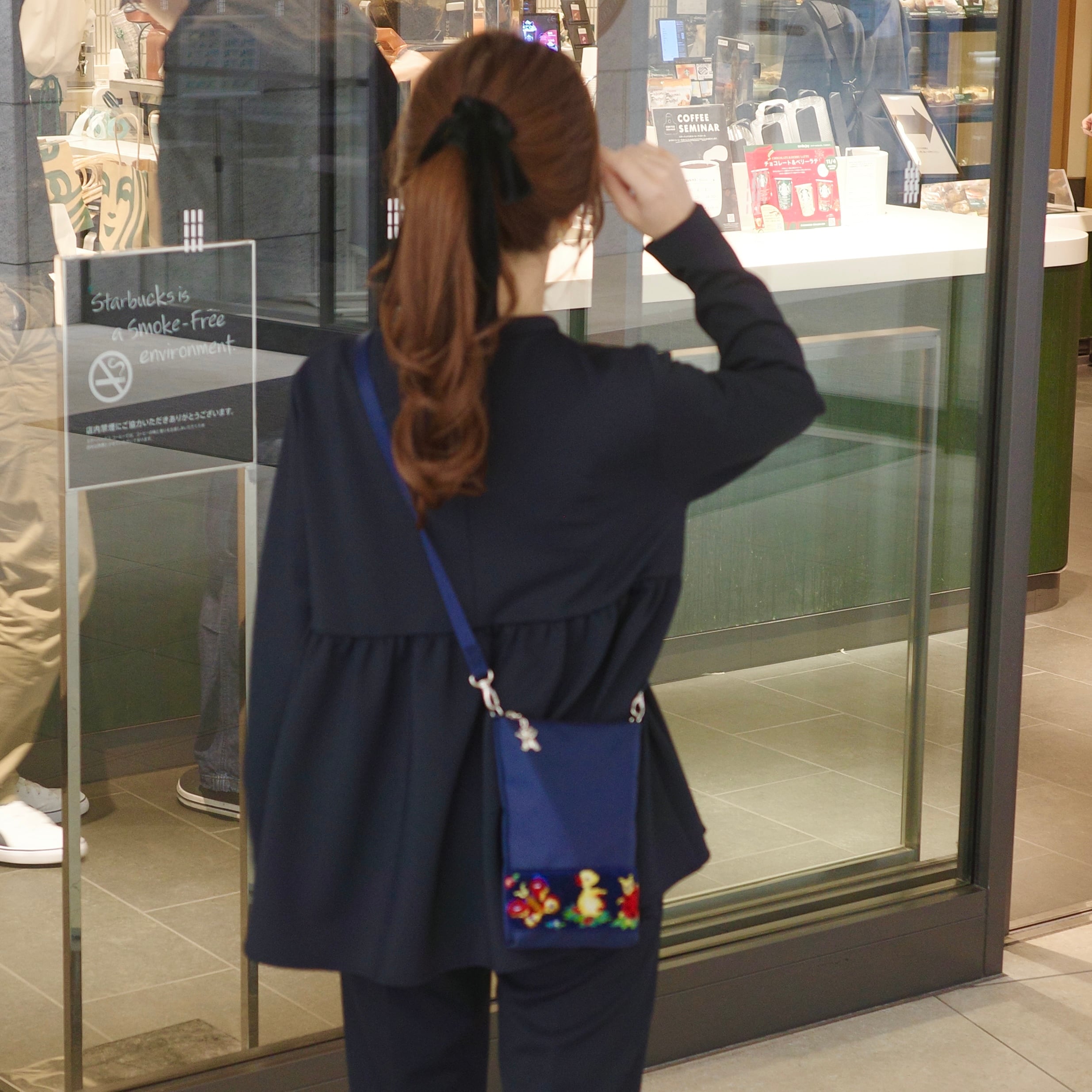 marshmallow ribbon blouse / navy | hitomi