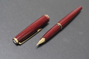 '70s　モンブラン ２２１　MONTBLANC 221　（細字）　14K　　　　　01250