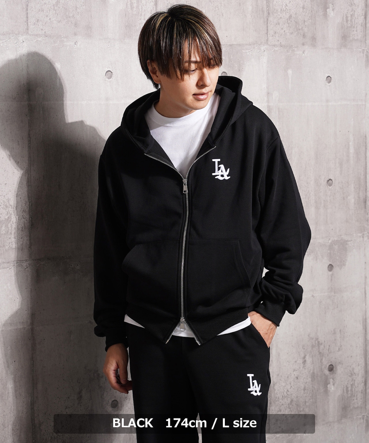◆LA ロゴ刺繍 ショート丈 ダブルZIPパーカー◆yo-25001