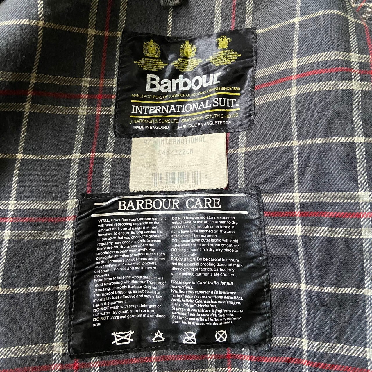 Barbour INTERNATIONAL 40 英国製 3ワラント 正規輸入品