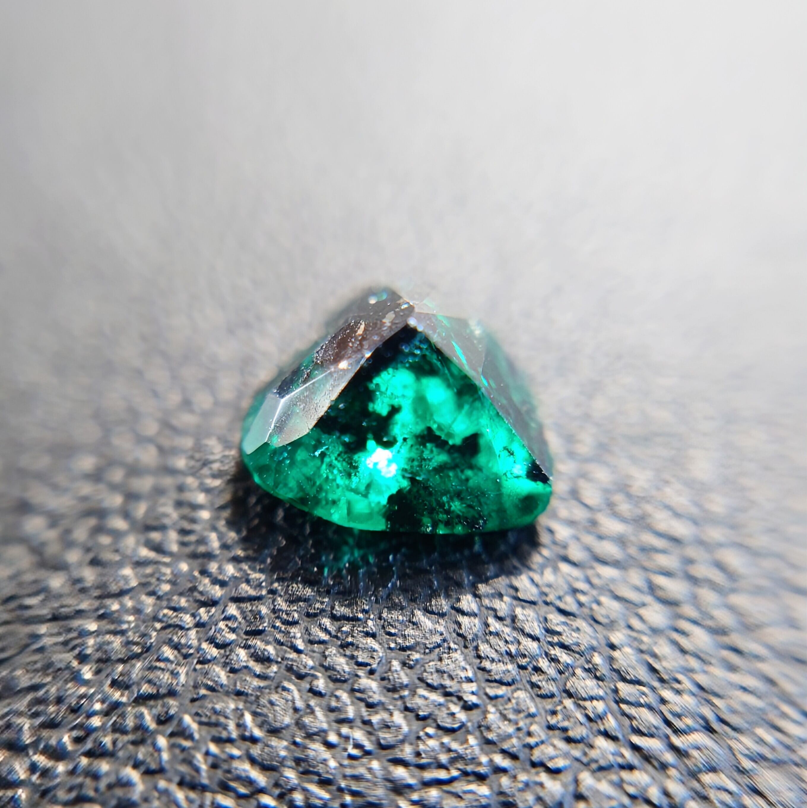合計0.24g　エメラルド　鉱物標本　ルースセット 希少 Pyrite in Emerald 0.990ct JGGLソ付 ルース☆ | wisteria777