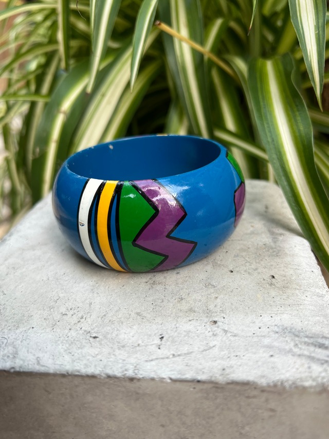 80s blue × multi color geometric handpaint wood bangle ( ヴィンテージ ブルー × マルチカラー ジオメトリック ハンドペイント ウッド バングル