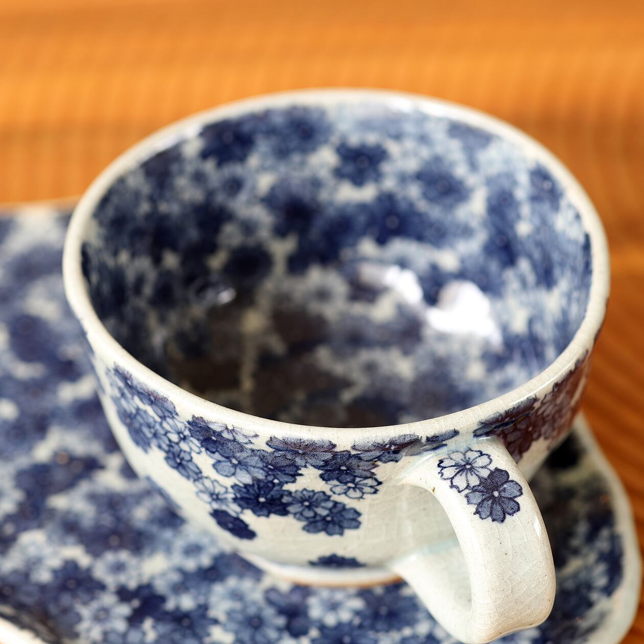 辻修窯 花尽くし モーニング碗皿 超絶技巧（有田焼） | にっこう生活館