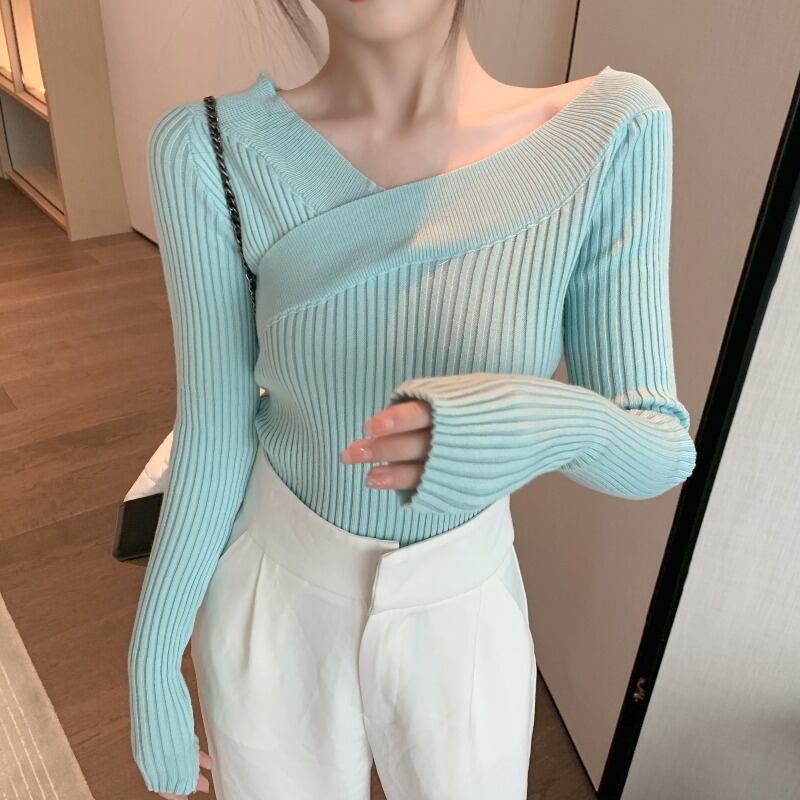 ニット ブラックシャツ オータムウィンタースタイルセーター 秋物 冬物 ブラックストロベリース35943685085