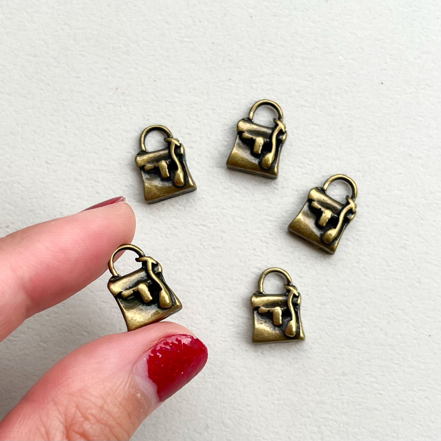 アンティーク風 デザインバッグチャーム | Dua-アクセサリーパーツショップ