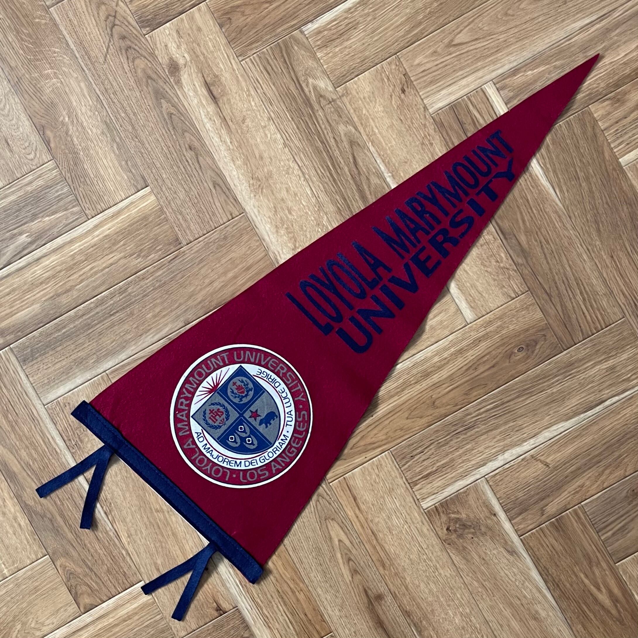 【Good!】『LOYOLA MARYMOUNT UNIVERSITY』ヴィンテージペナント