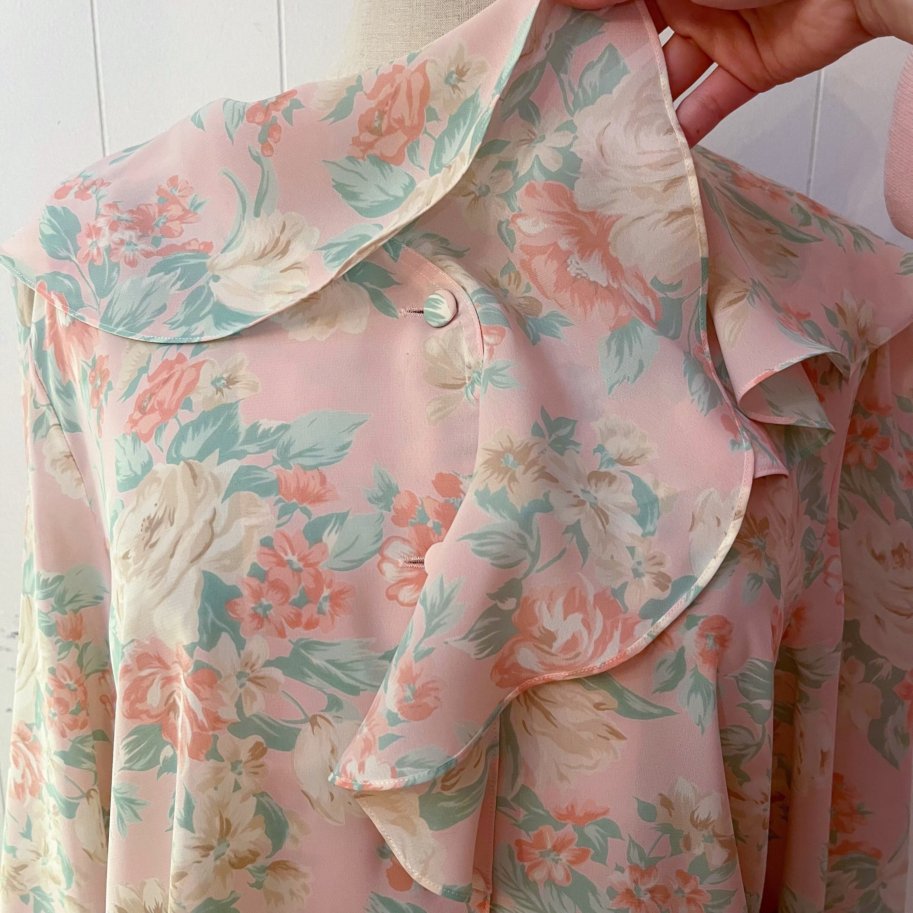 flower frill collar pink blouse