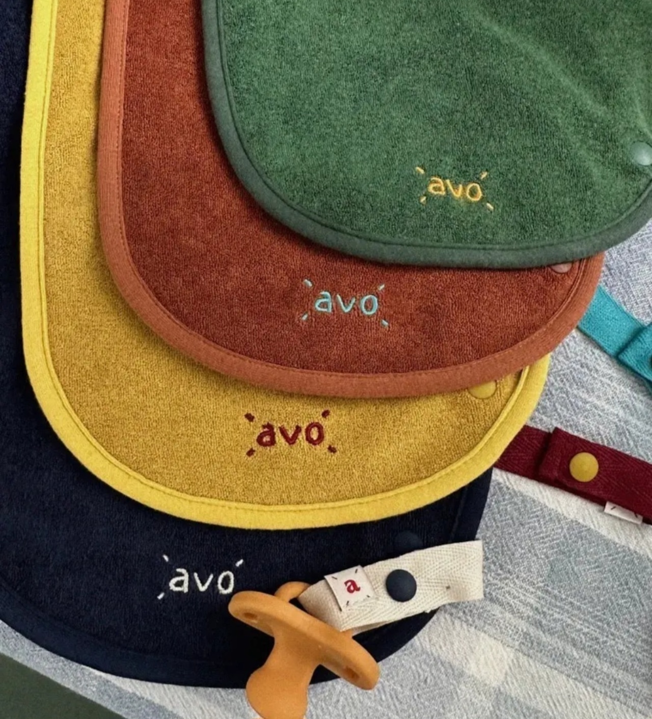 〖取寄〗韓国子供服 / 26winter / avo / TERRY PACIFIER BIB / ビブ / スタイ *free*