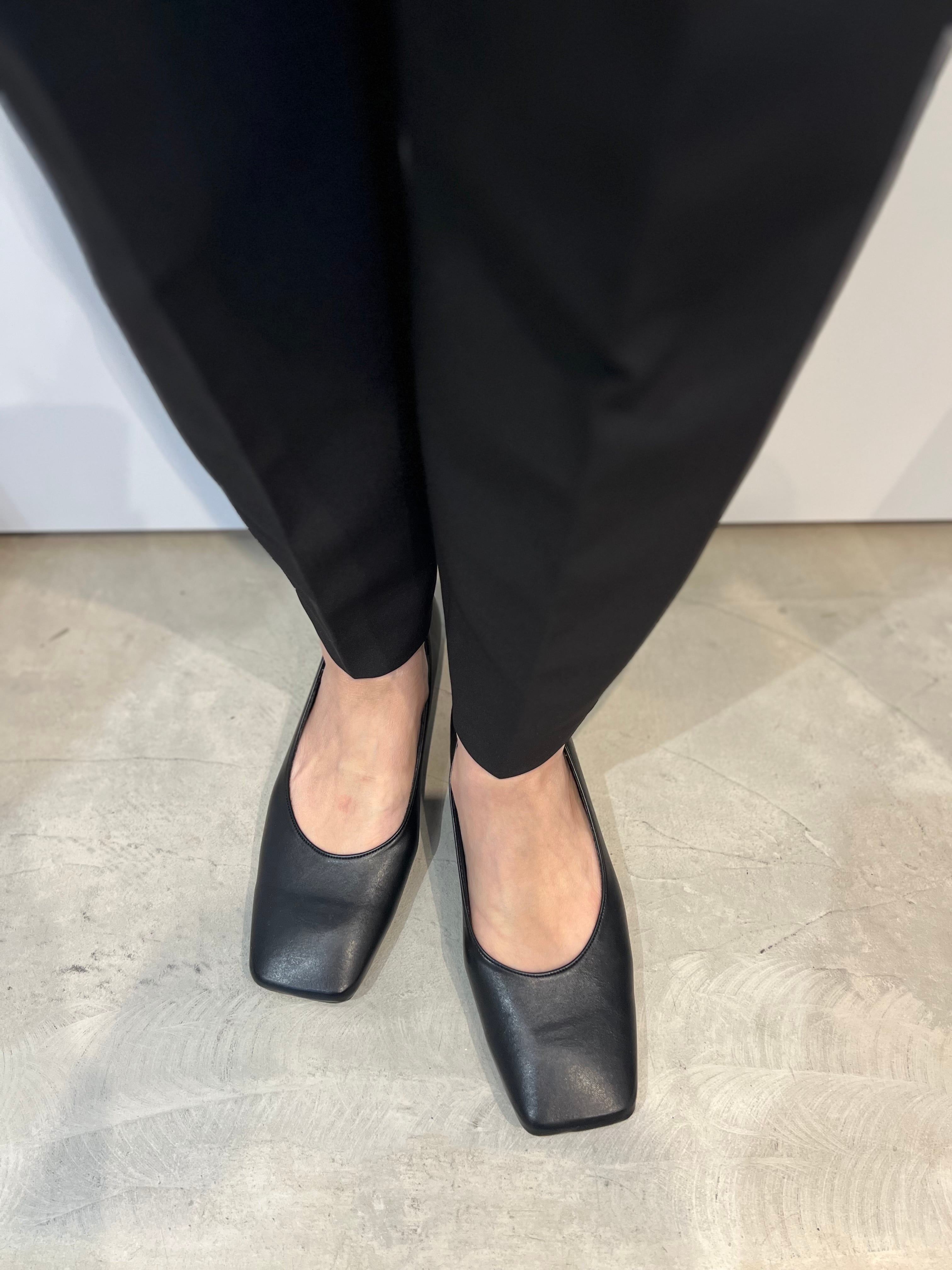 【libero】スクエアトゥ3㎝ヒールパンプス