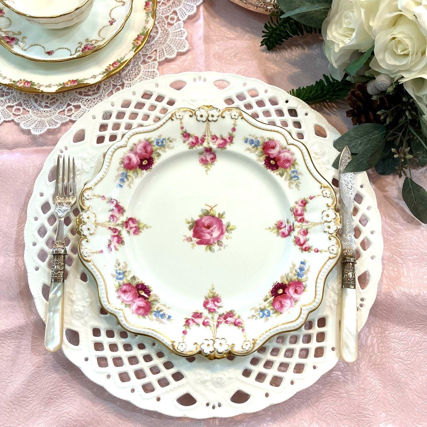 未使用極美品 ナルミ ロージーブレスレット　プレート 薔薇 ケーキセット 廃盤 ナルミ レースと薔薇のプレート大 未使用品 | Rosy Baby
