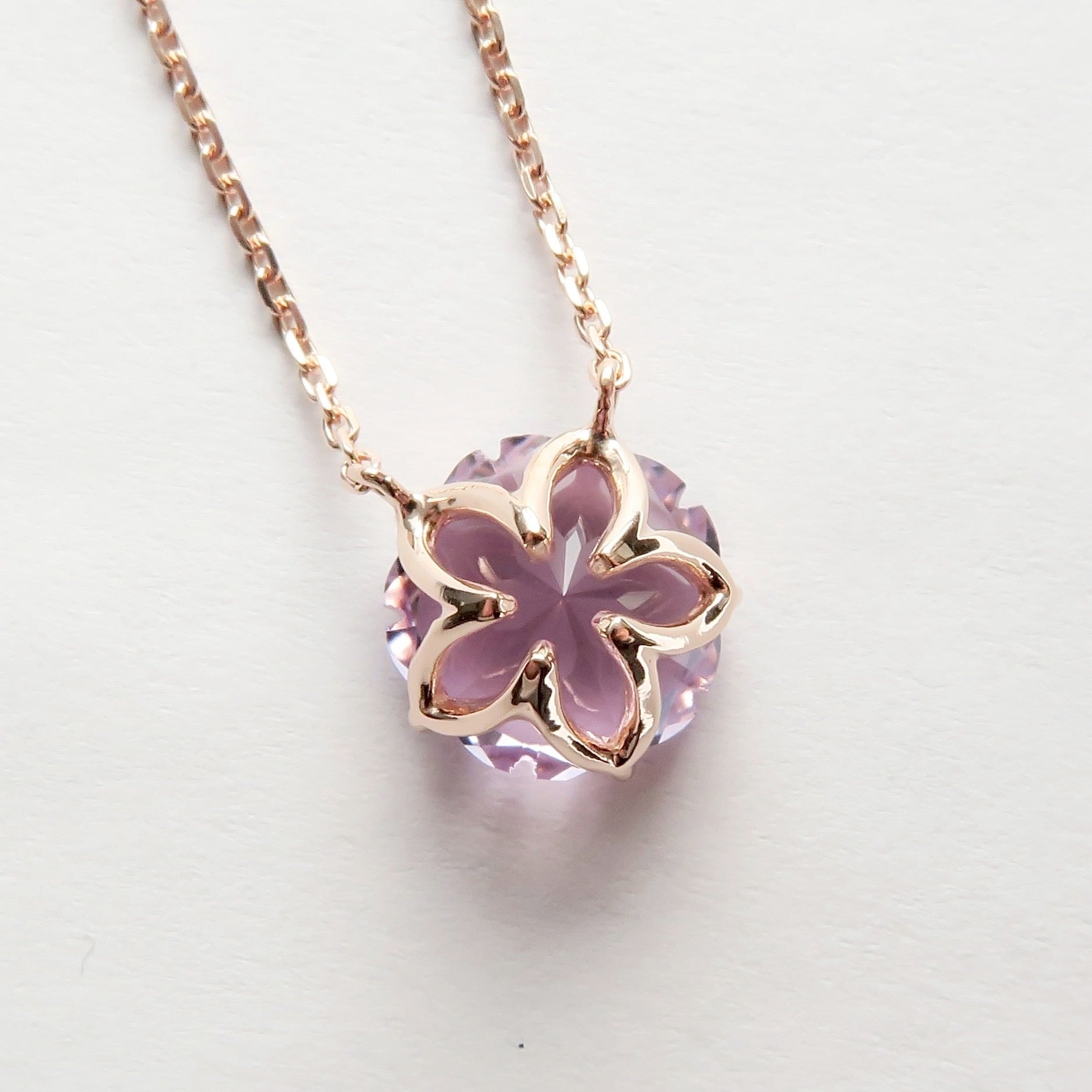 受注生産】 prismgem ふわりさくらインカットネックレス シミズ貴石