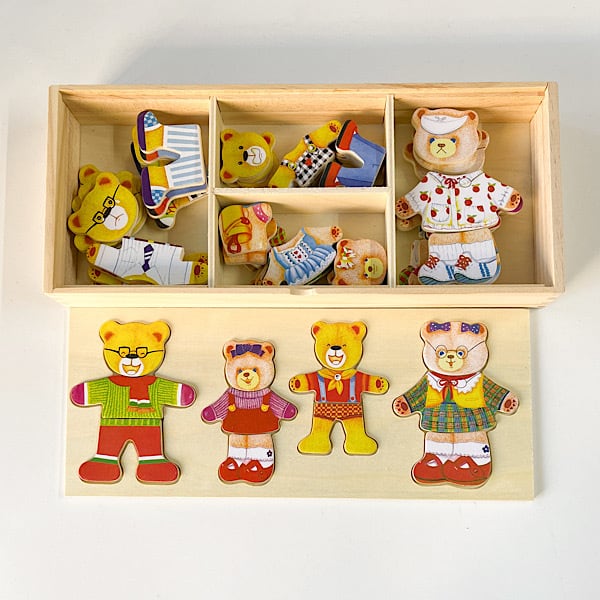 ドレスアップパズル くまのファミリー | 国立 木のおもちゃ ブレーメン
