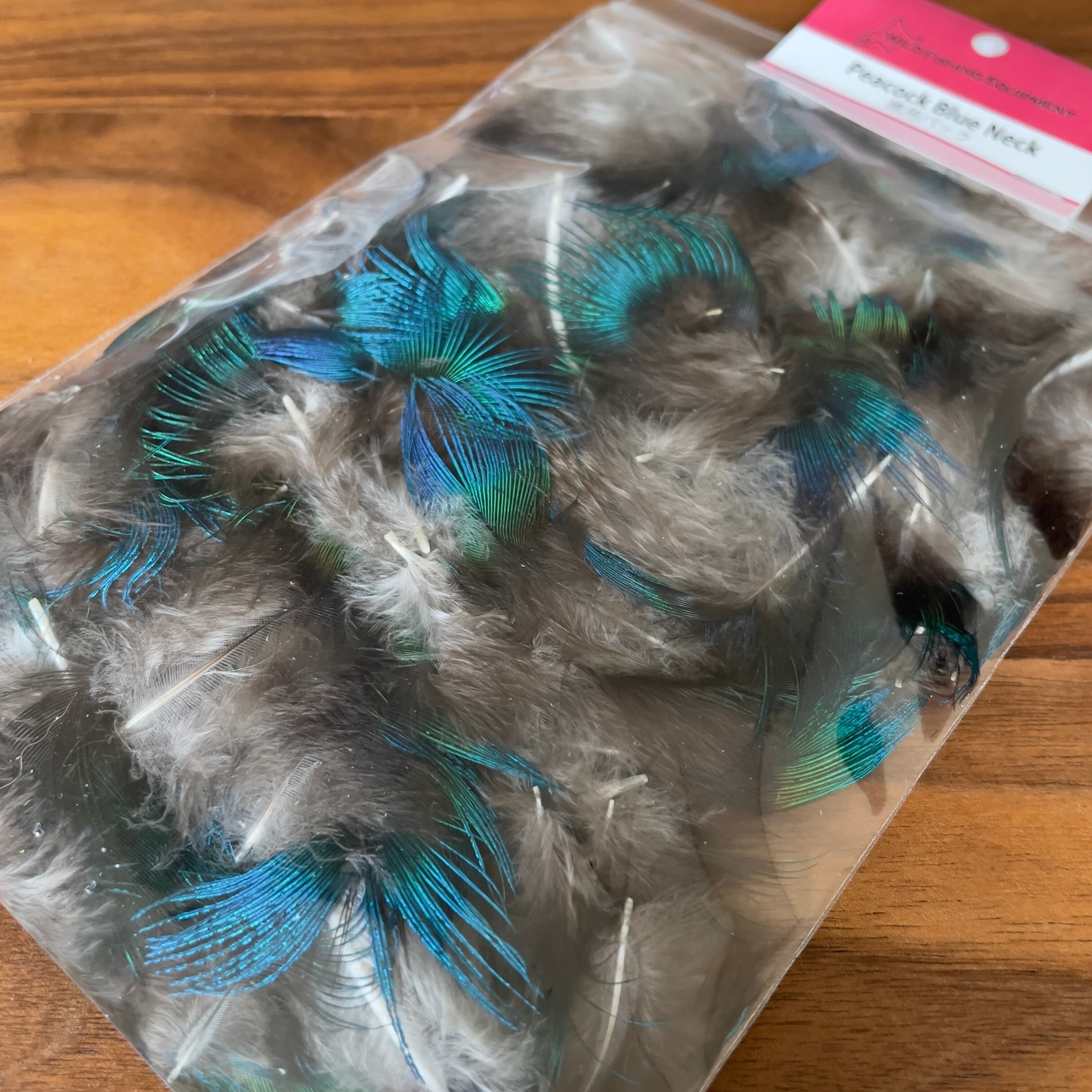 ピーコックブルーネックケープ Peacock Blue Neck 徳用パック | Wild Fishing Equipment