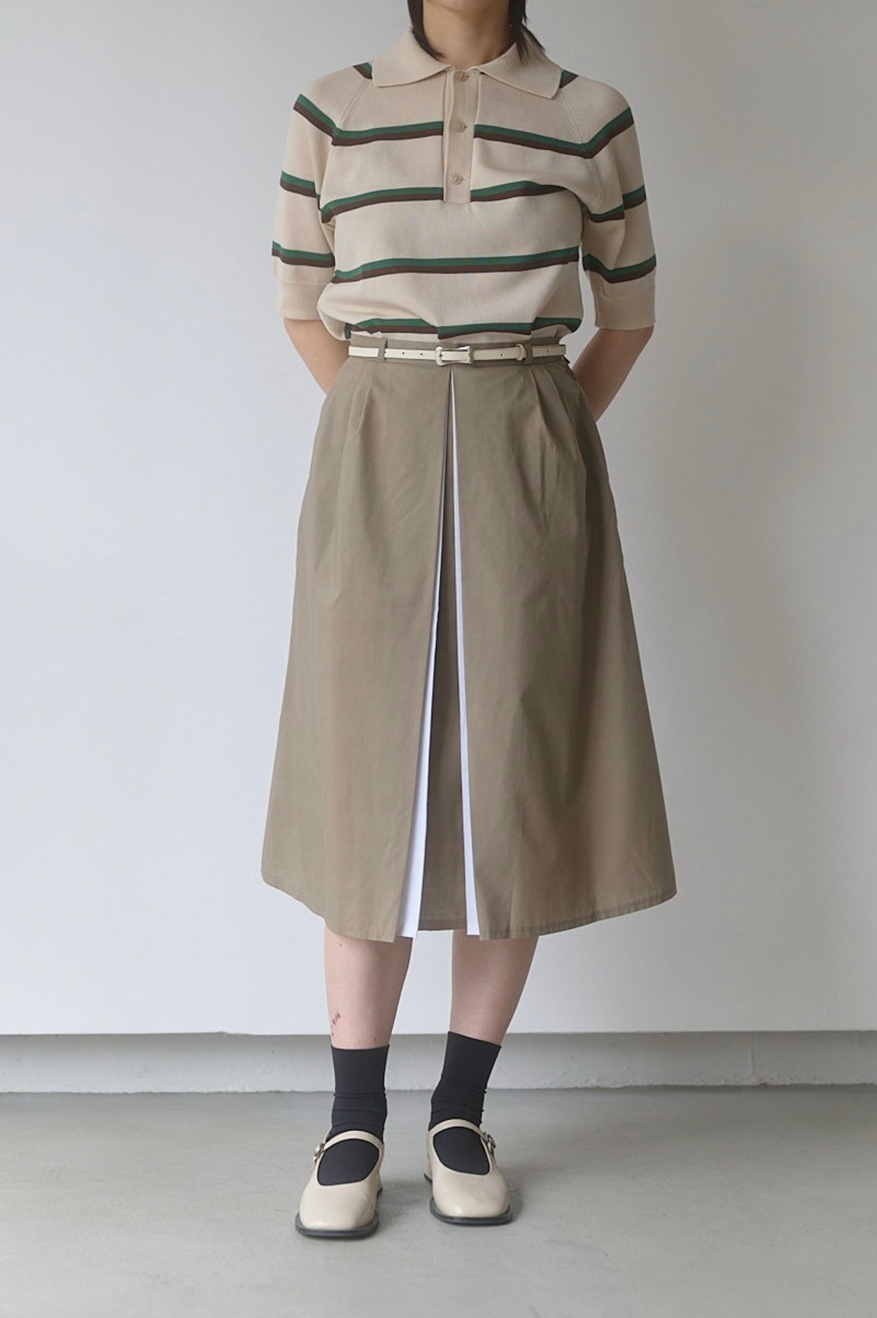 Box pleated midi skirt