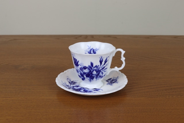 ロイヤルアルバート　デミタス　デュオ　Connoisseur　ブルーローズ　カップ　青　薔薇　イギリス　ヴィンテージ　ROYAL ALBERT　て36