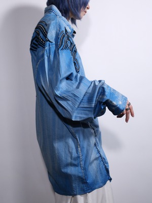 "刺繍" front and back design over silhouette fade shirt