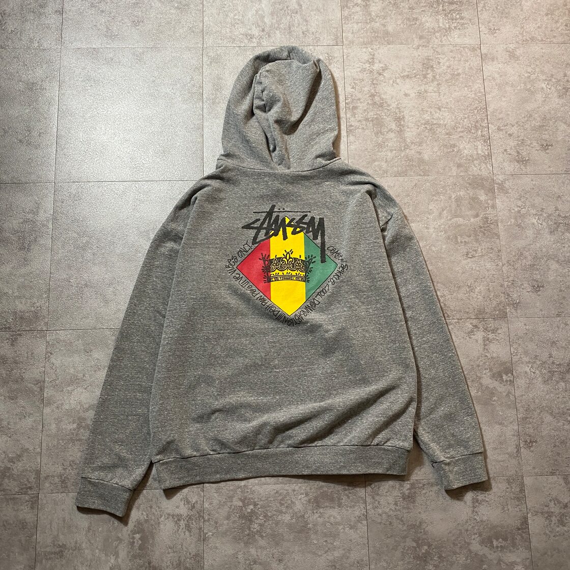 stussy ステューシー ラスタカラー クラウン バックプリント 