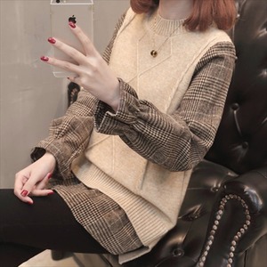 【送料無料】 トップス 6色 セーター ロング丈 ロング 袖あり 長袖 クルーネック プルオーバー かぎ編みニット 異素材切り替え ドッキング 重ね着風 レイヤード風 ニット かわいい 大人可愛い 大人女子 こなれ感 シンプル カジュアル 大人 おしゃれ お洒落 ラフ コンサバ フェミニン ガーリー チェック柄 冬 30代 40代 レディース 女性用 ママ ママ服 ママファッション デート お出かけ お茶会 女子会 休日 授業参観 着回し プチプライス カラバリ デイリーユース 普段使い 韓国 着痩せ