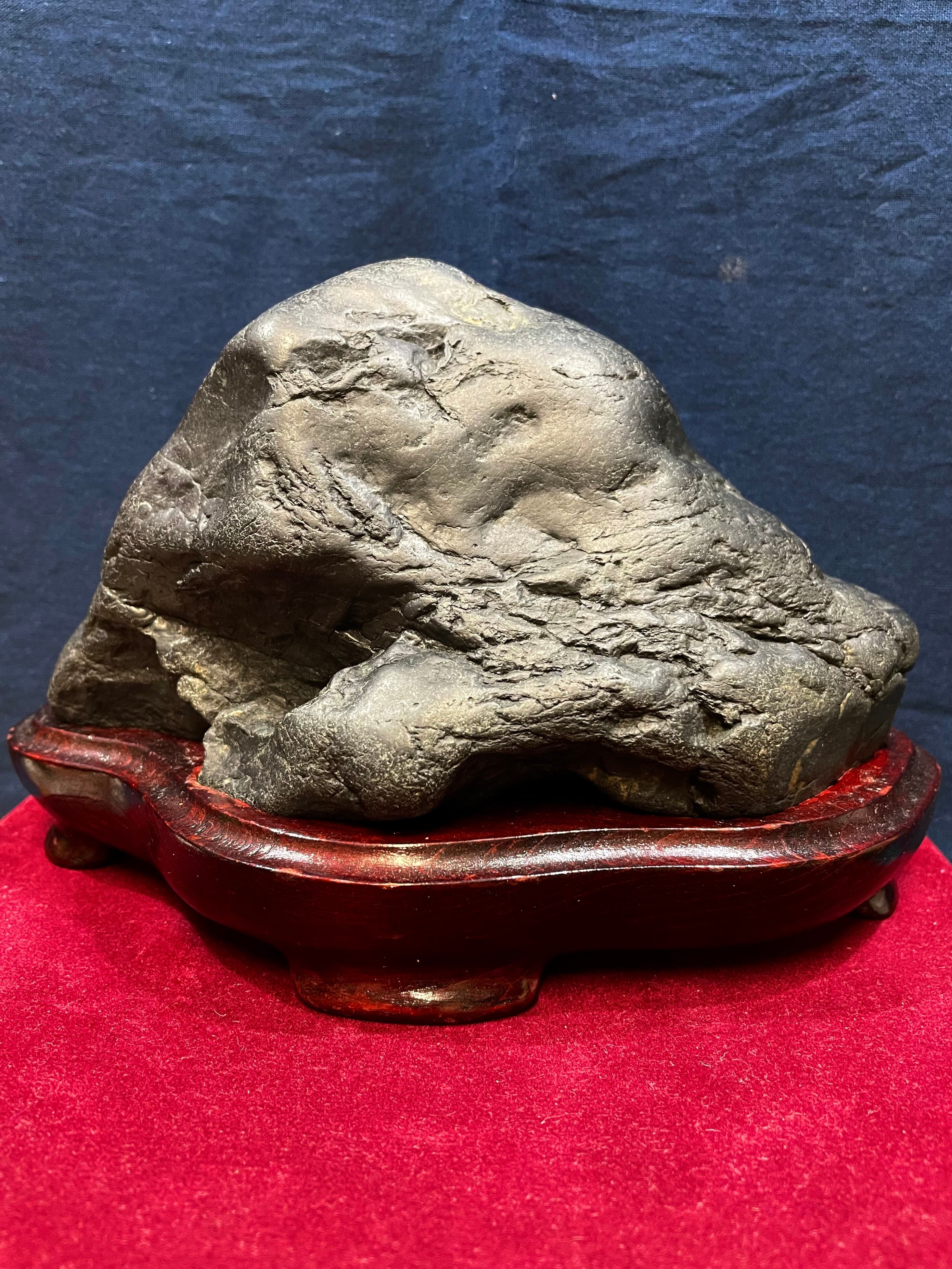 10) 人生の真髄・神々の石「神居古潭」水石(大型)