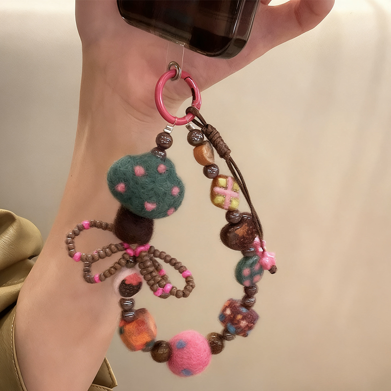 Christmas苔むしきのこストラップ