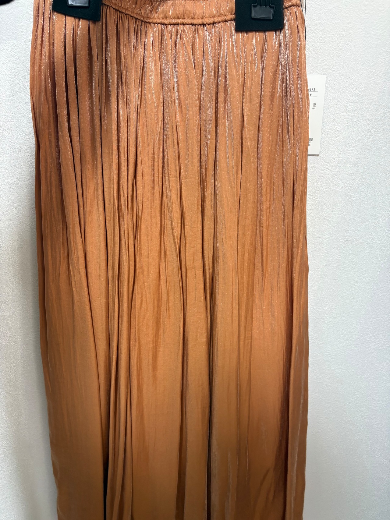 atelier six オーロラ加工スカート　21256372